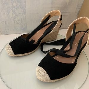 Vionic, Lace up espadrille wedge, black, size41